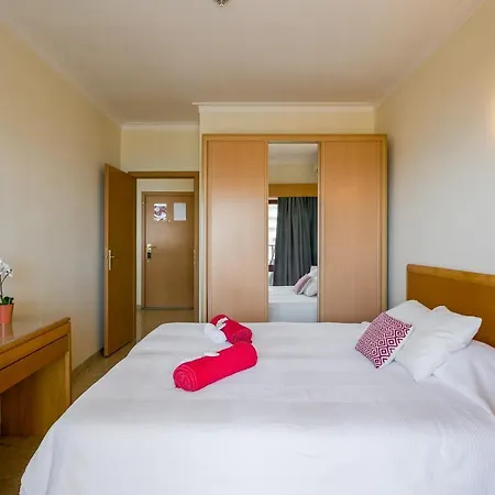 Apartment T1 Club Praia Mar